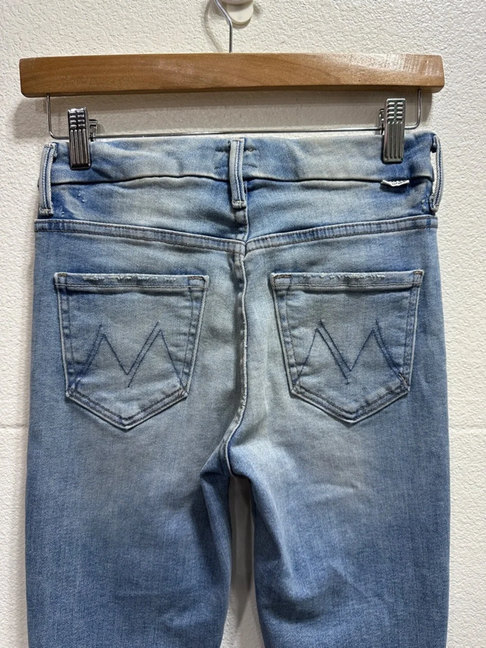 MOTHER High Waisted Looker Ankle Fray in Au Revoir light wash